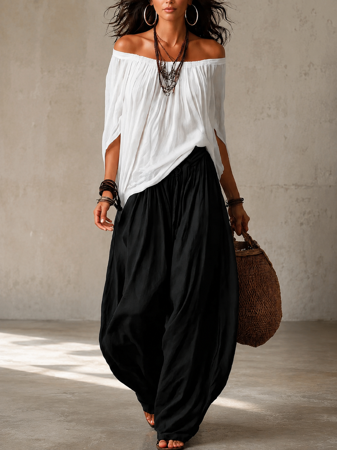 Conjunto BIANCA: blusa blanca hombros descubiertos y falda negra tipo globo