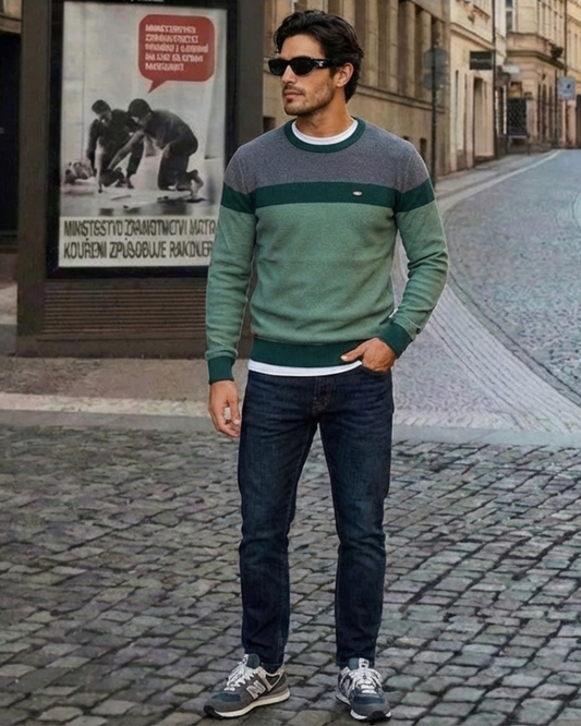 Jersey Norwein de punto bicolor verde, con franja verde oscuro y cuello redondo